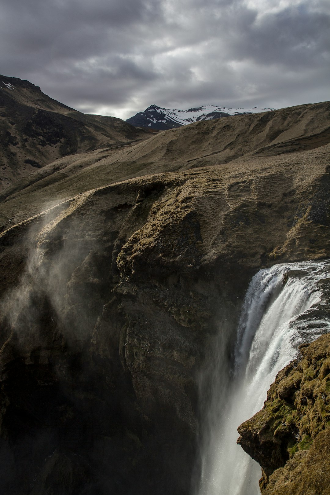 waterfalls-8acep6oof3o